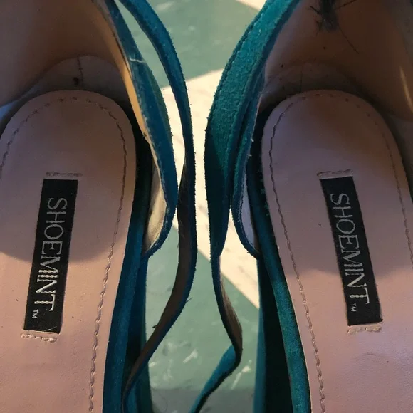 Teal Shoemint Platform Heels - Picture 5 of 6